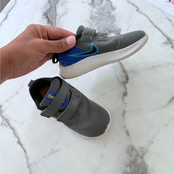 Nike Gray and Blue Sneakers Velcro Straps - Picture 5 of 10